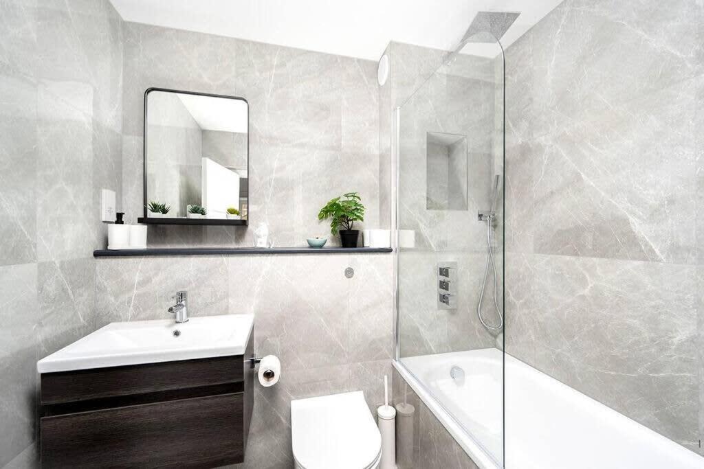 Charming Apartment In The Pleydell Estate Londýn Exteriér fotografie